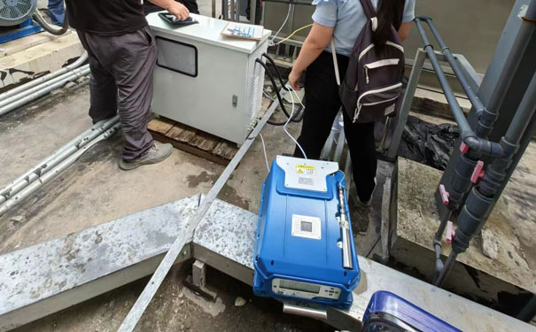 PF-300與某品牌非甲烷總烴測試儀進行現(xiàn)場比對 PF-300與某品牌非甲烷總烴測試儀進行現(xiàn)場比對